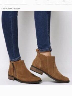 UGG Women's Aureo Suede Ankle Boot Chestnut Color 8.5M‎